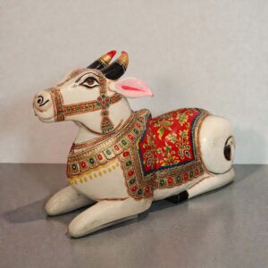 Sitting Nandi